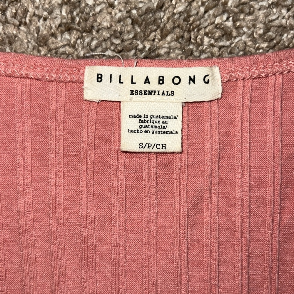 Billabong essentials. - Picture 2 of 3
